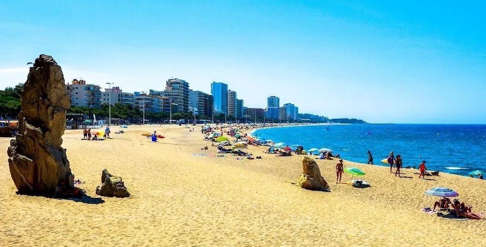 Apartamento En El Centro De Playa De Aro Platja d'Aro  0*,